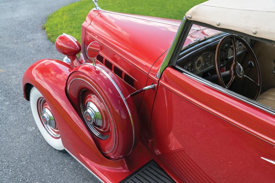 Детали экстерьера Packard 120 Convertible Sedan (997) 1936 года  (фото 4 из 17)